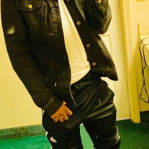 Meet your Posher, Isaac